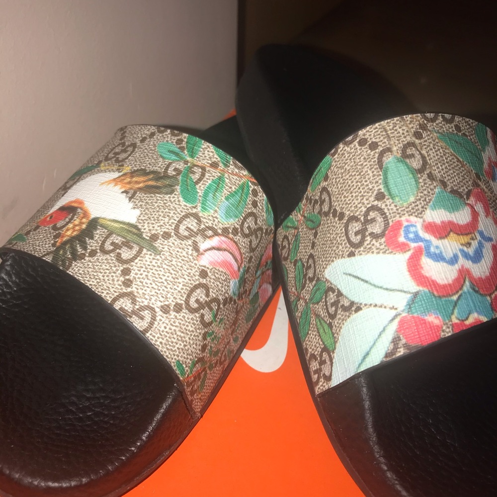Authentic Woman’s GG Blooms Supreme floral slide